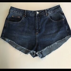Topshop Moto Mom Jeans Short Size 12